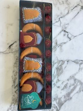 Eid Festive Hanging Ornaments Set - Gold & Maroon